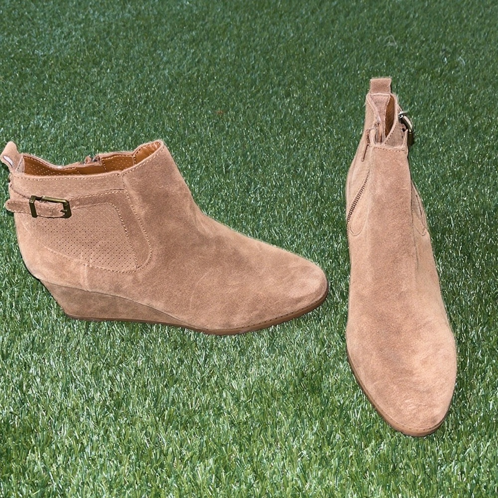 Alex Marie Wedge Heel